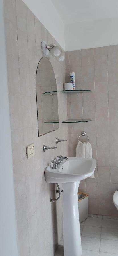 Apartamento Apart Imperio 1 Río Cuarto Exterior foto